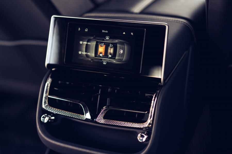 Детали интерьера Bentley Flying Spur First Edition 2019 года  (WW) (фото 13 из 16)